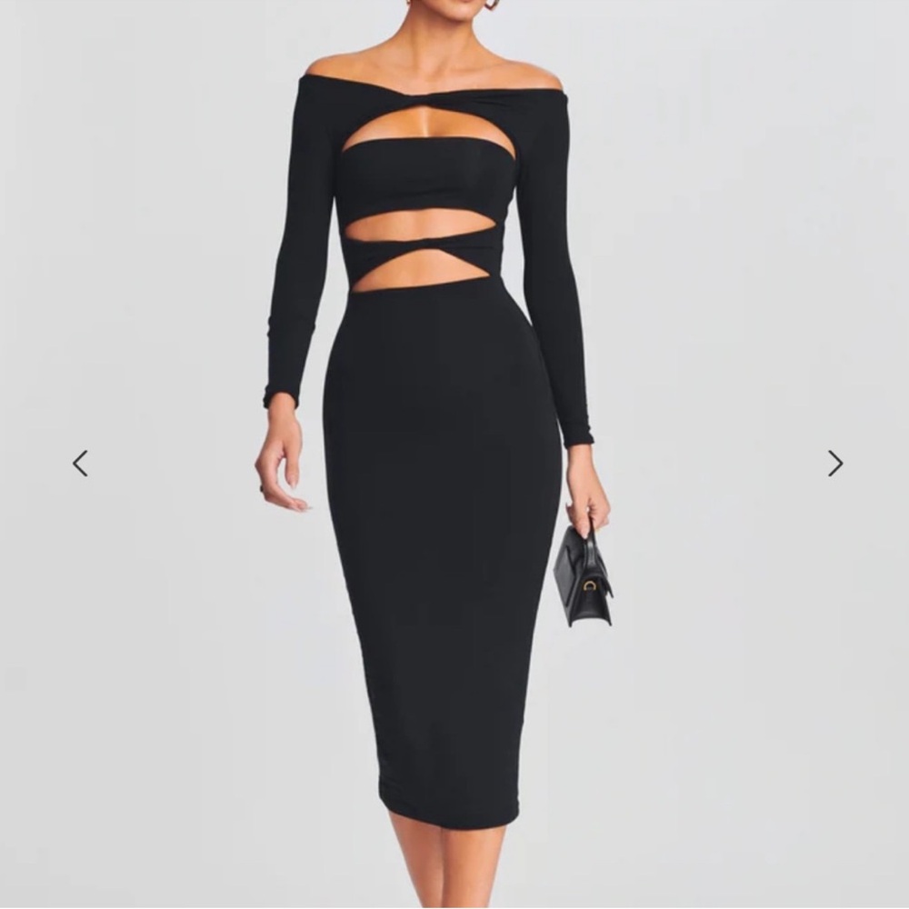 Seroya Lotus Black Cut-Out Dress Midi Size Medium